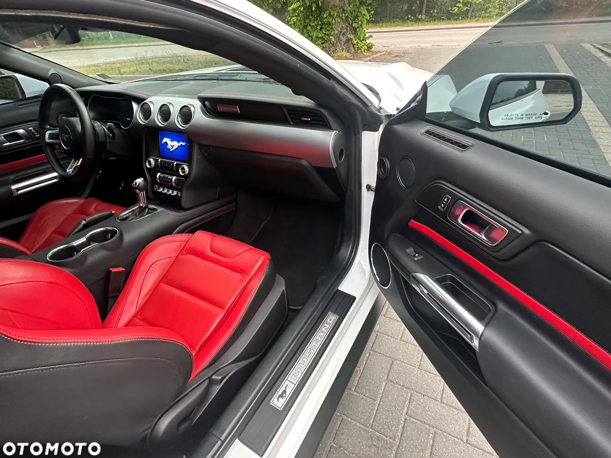 Ford Mustang 5.0 V8 GT - 16