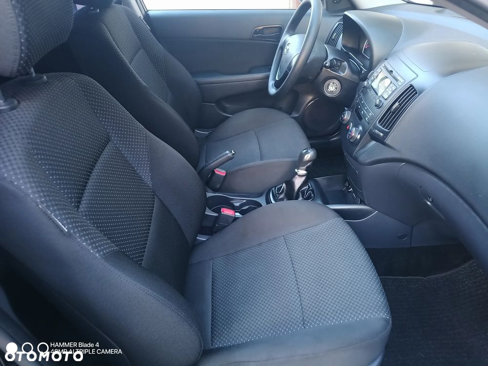 Hyundai i30 i30cw 1.4 Comfort - 12