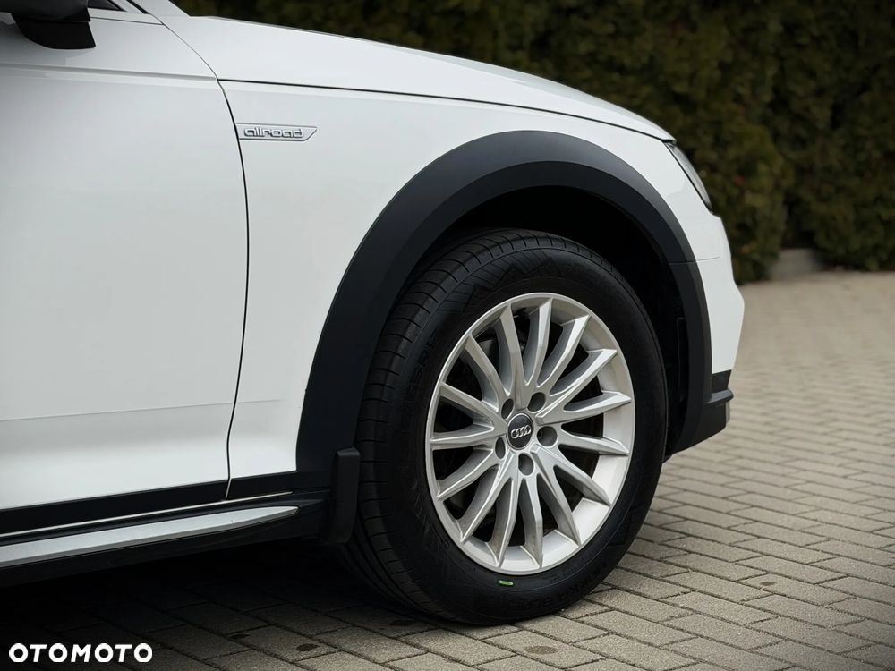 Audi A4 Allroad - 18