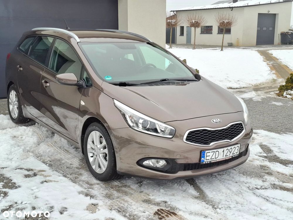 Kia Ceed 1.6 GDI Platinum Edition - 4