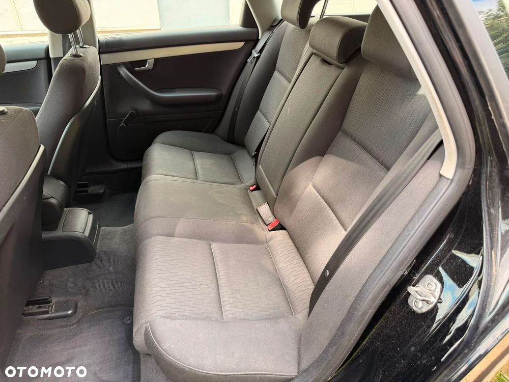 Audi A4 Avant 2.0 TDI - 26