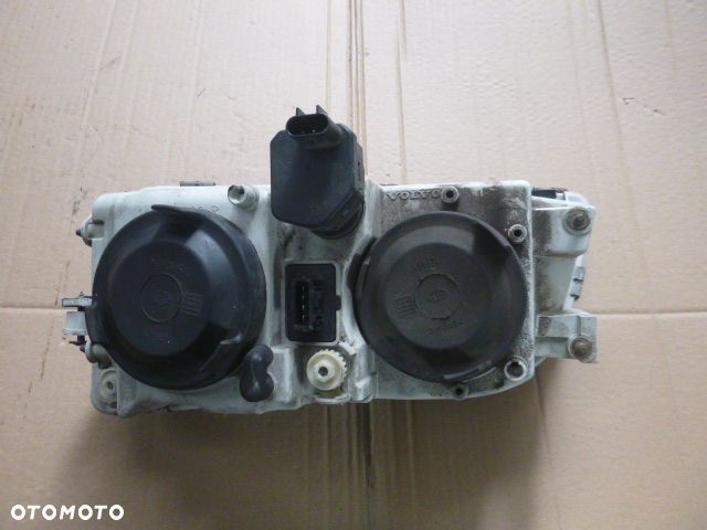 LAMPA PRAWY PRZÓD PRAWA PRZEDNIA VOLVO S40 LIFT - 18
