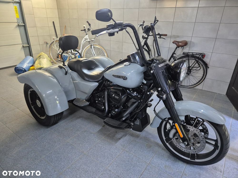 Harley-Davidson Trike Freewheeler - 39
