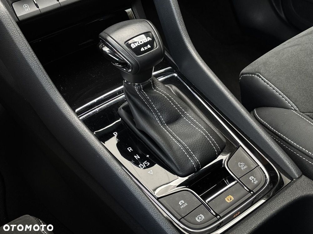 Skoda Kodiaq 2.0 TDI 4x4 Sportline DSG 7os - 24