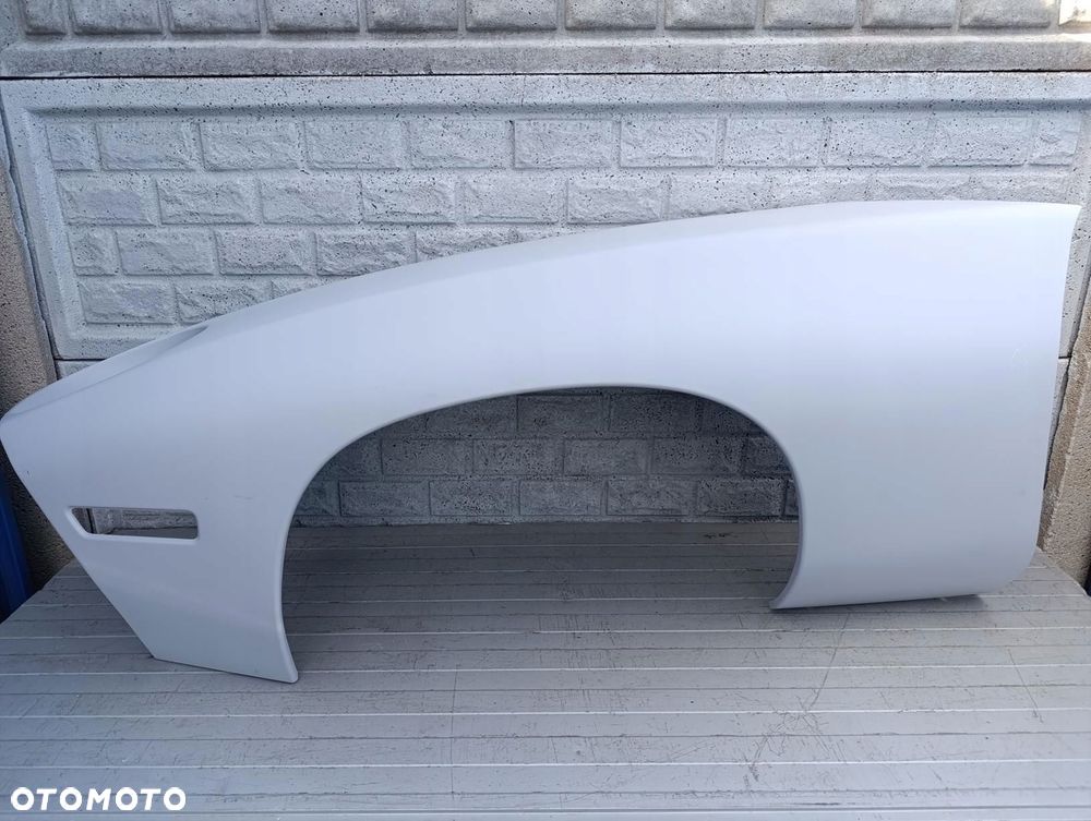 Porsche 928 Błotnik Przedni Lewy - 1