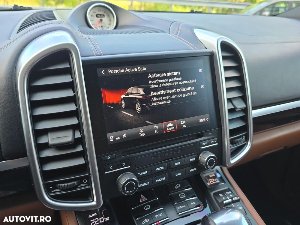 Porsche Cayenne 4.2 L S - 21