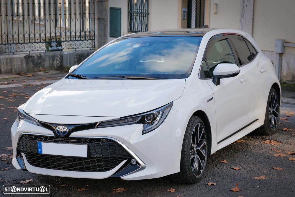 Toyota Corolla 2.0 Hybrid Luxury White - 1