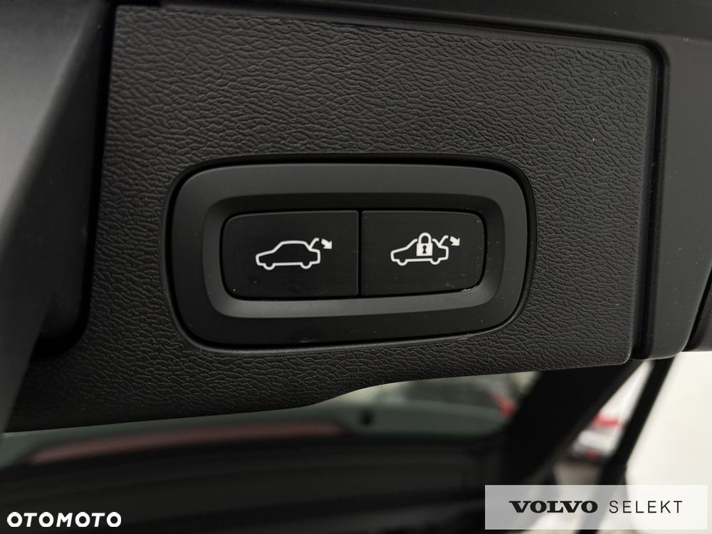 Volvo XC 60 - 25