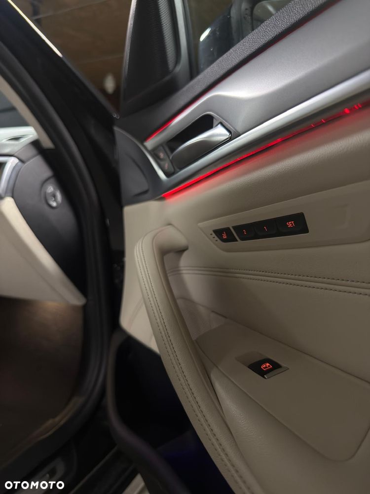 BMW Seria 5 540d xDrive mHEV Luxury Line - 10