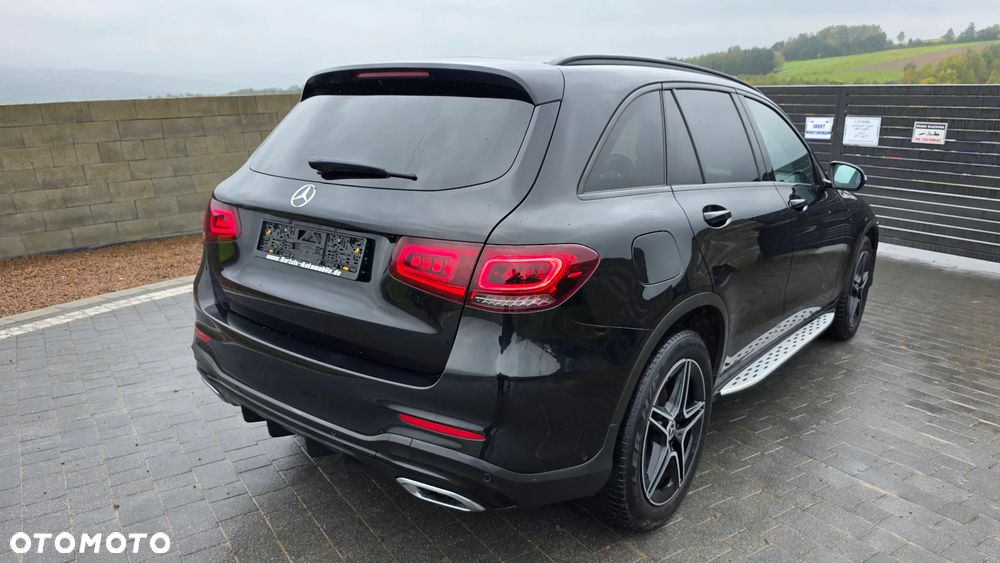 Mercedes-Benz GLC 300 d 4Matic 9G-TRONIC AMG Line - 6