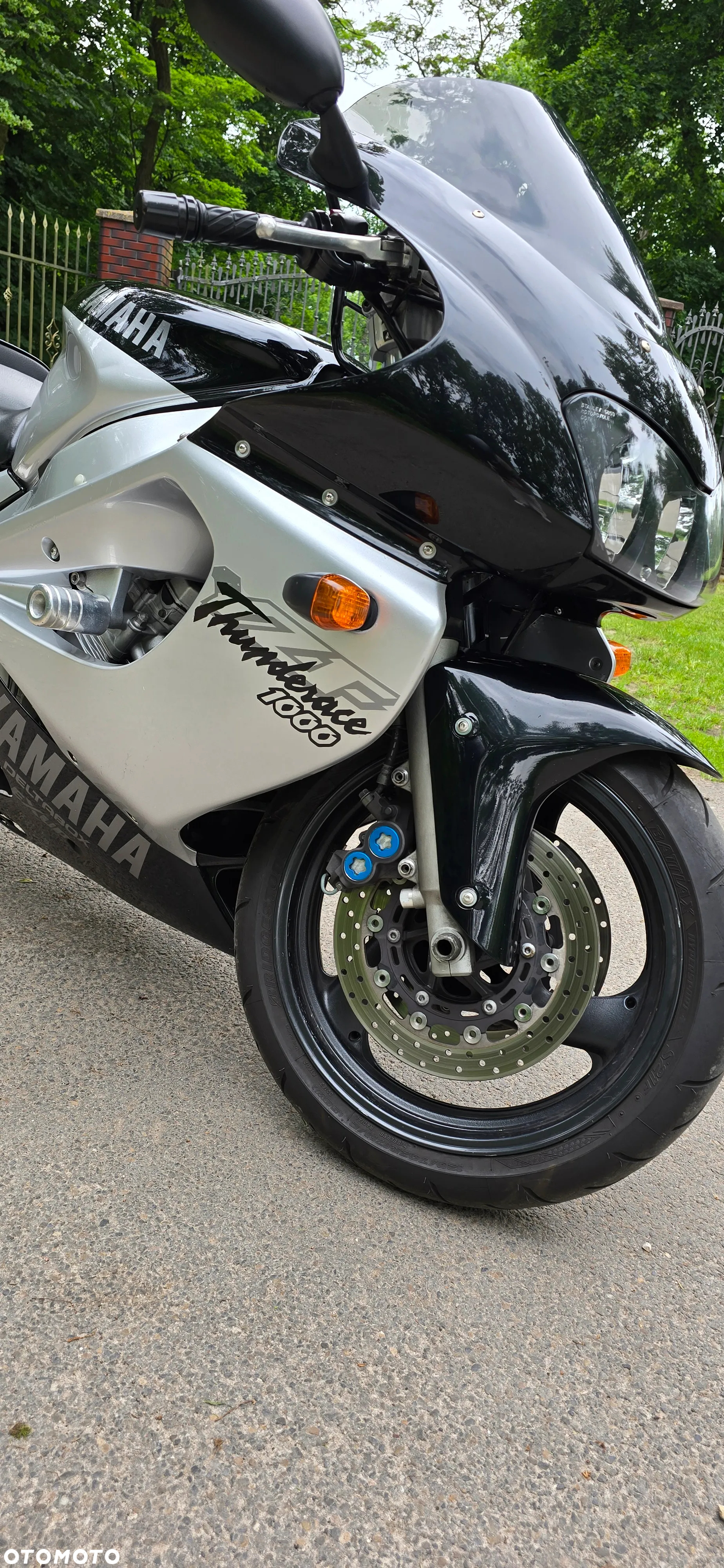 Yamaha Inny - 16