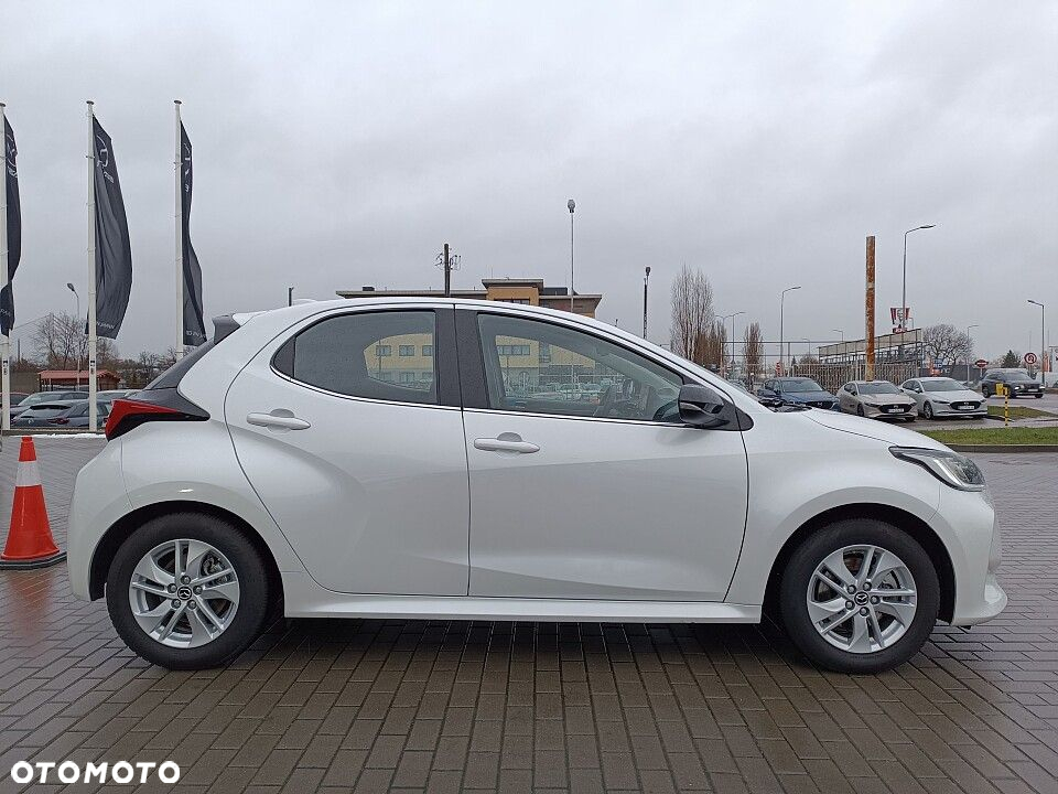 Mazda 2 - 16