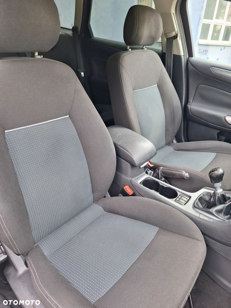 Ford Mondeo 2.0 TDCi Ambiente - 25