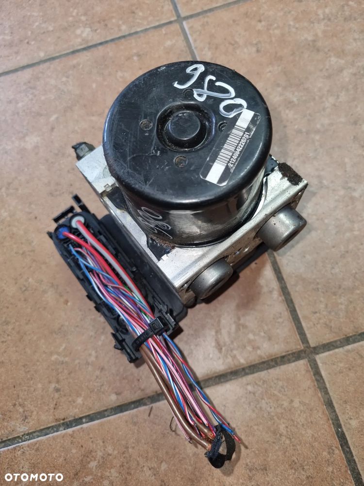 STEROWNIK POMPA ABS GLK X204 W204 A2045454132 A2044315312