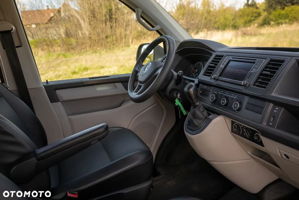 Volkswagen Transporter L1H1 DSG - 22