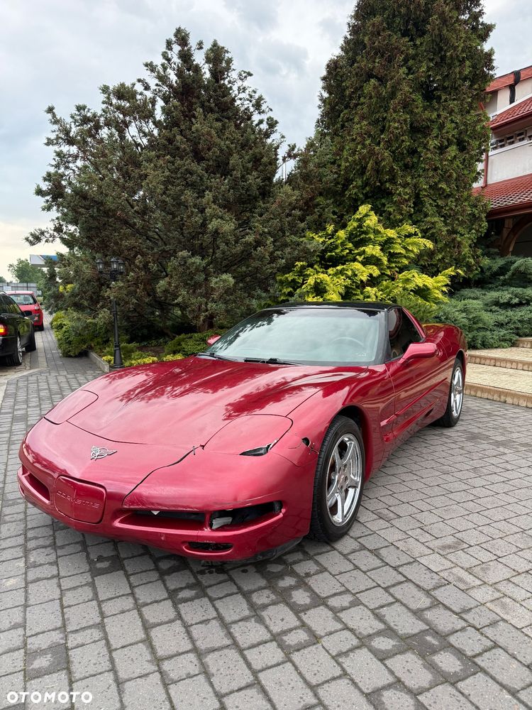 Chevrolet Corvette - 2