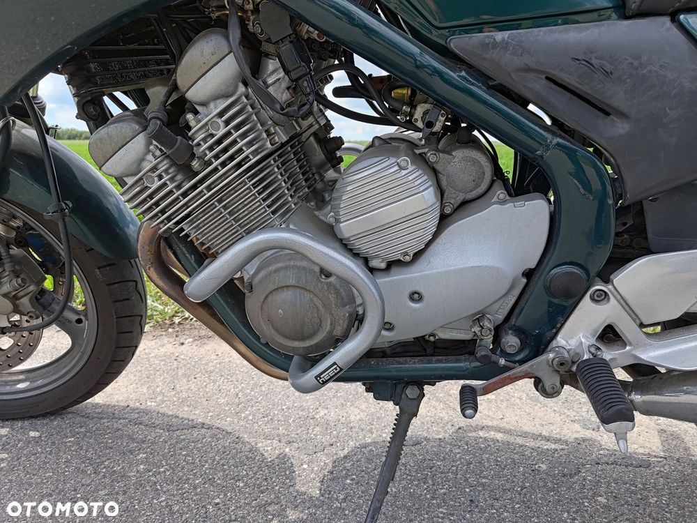 Yamaha XJ - 3