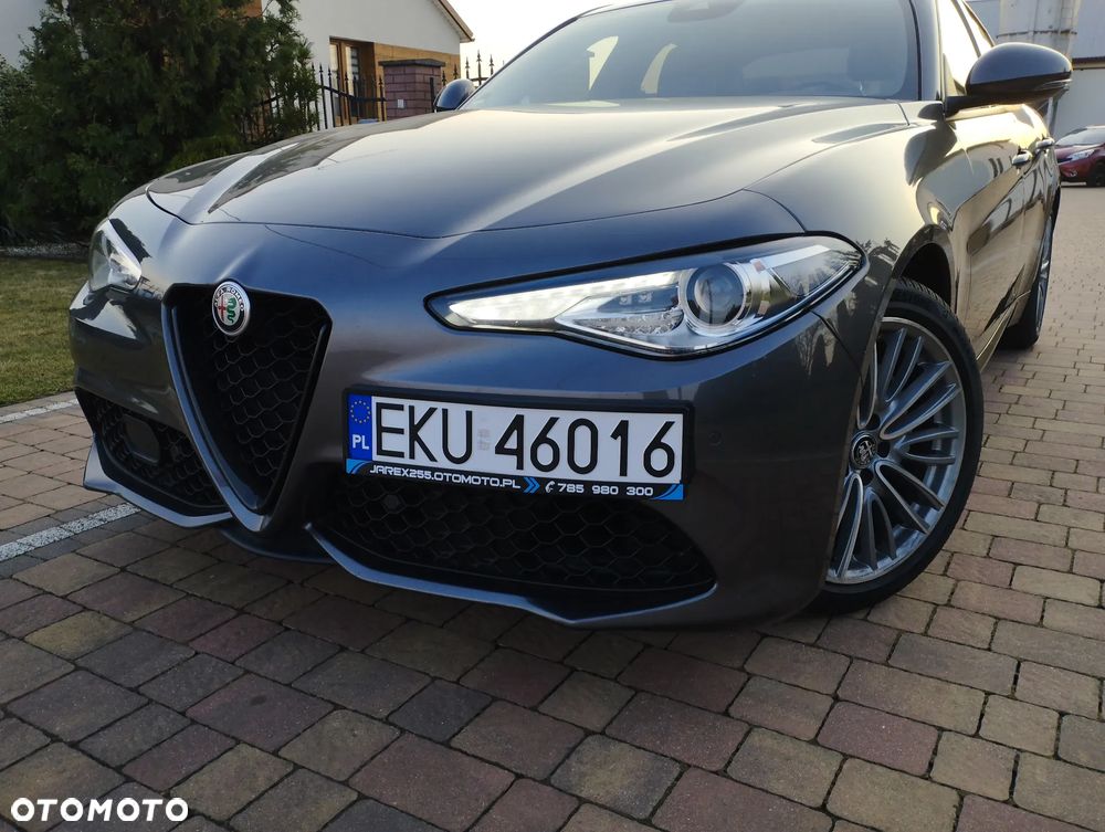Alfa Romeo Giulia 2.0 Turbo Sprint - 1