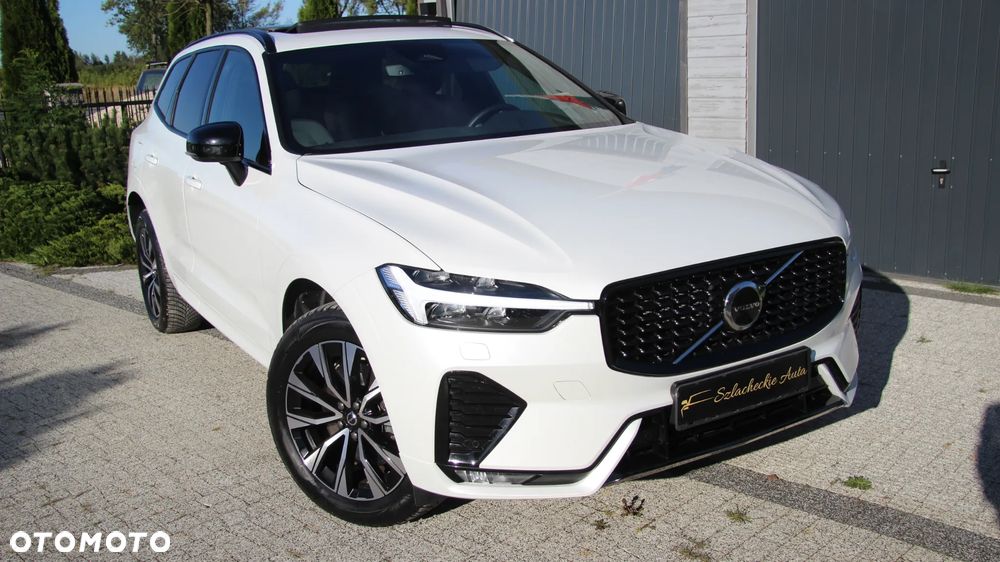 Volvo XC 60 B4 D AWD Plus Dark - 16