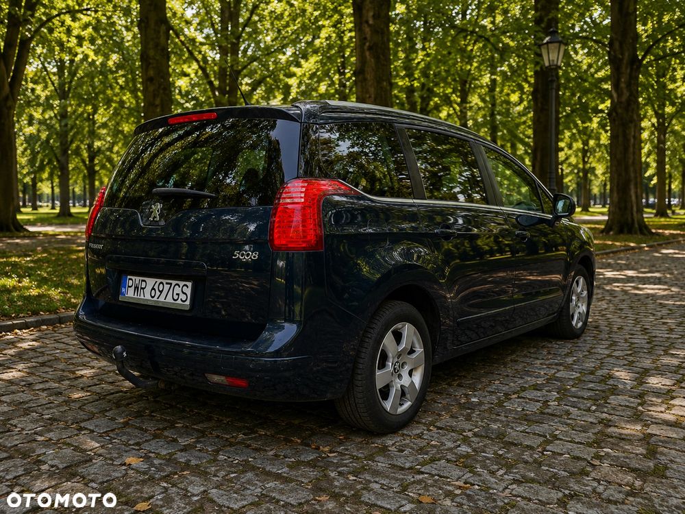 Peugeot 5008 HDI FAP 115 Family - 4