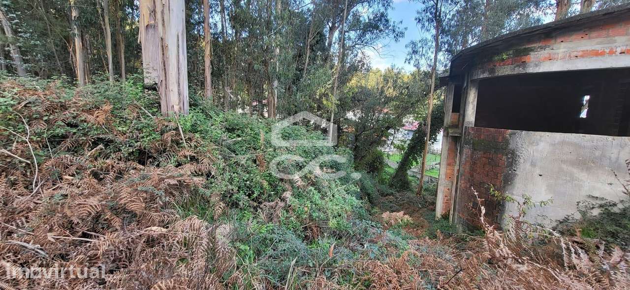 Terreno em Pousada de Saramagos - Grande imagem: 2/12