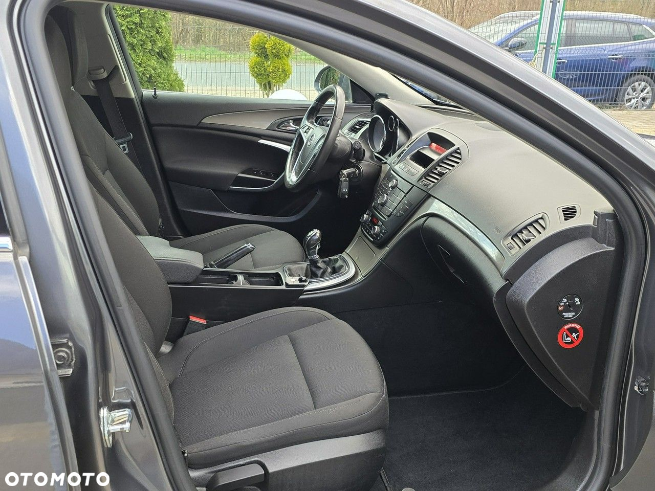 Opel Insignia - 17
