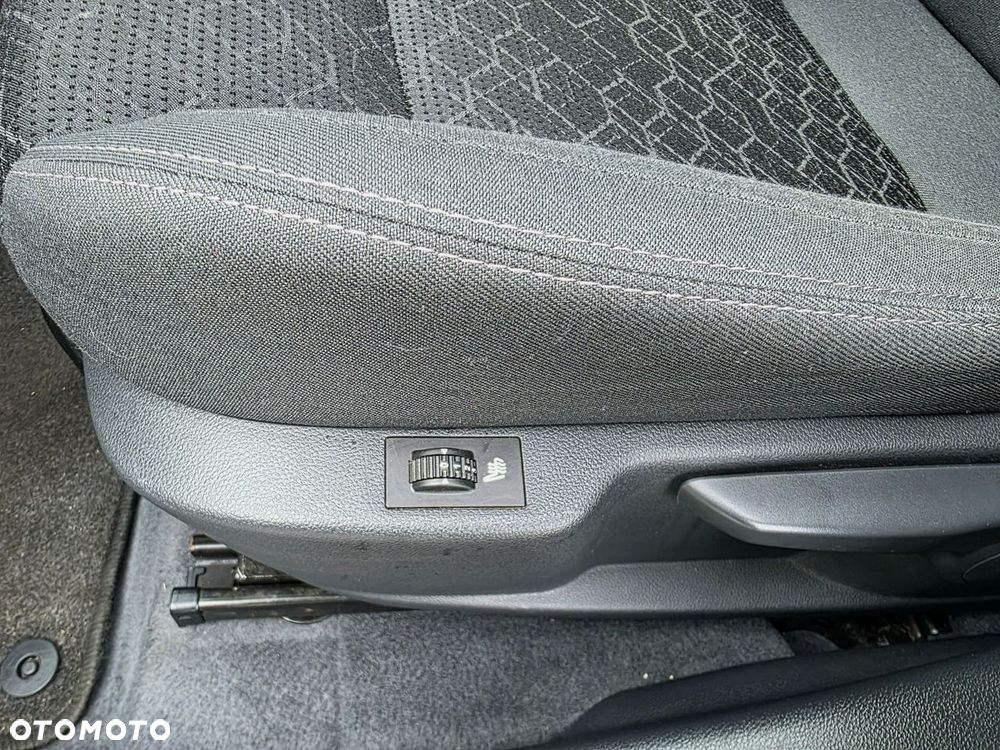 Peugeot 3008 - 19