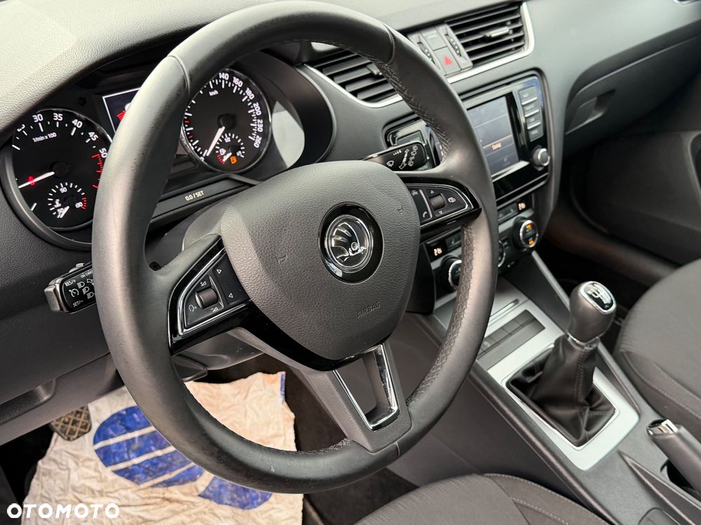 Skoda Octavia - 16