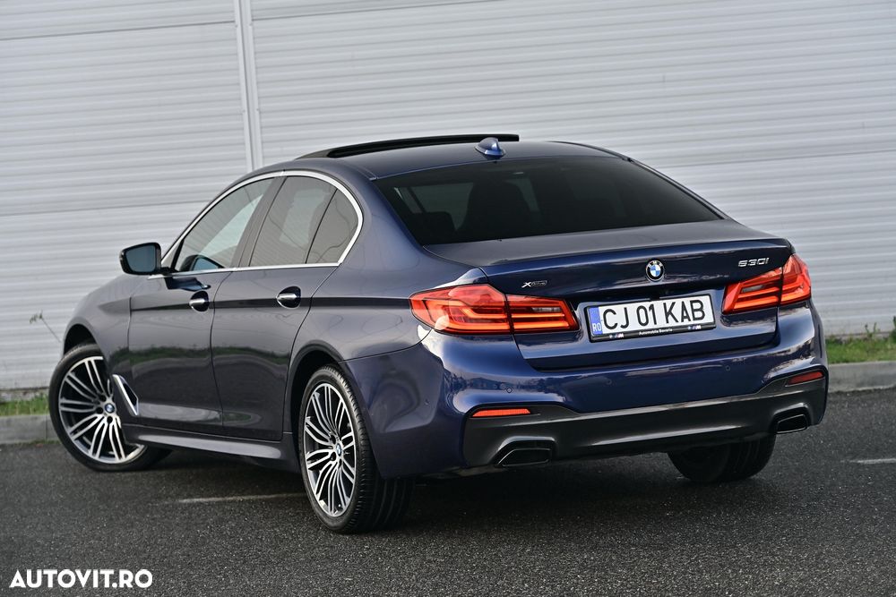 BMW Seria 5 530i xDrive AT - 15