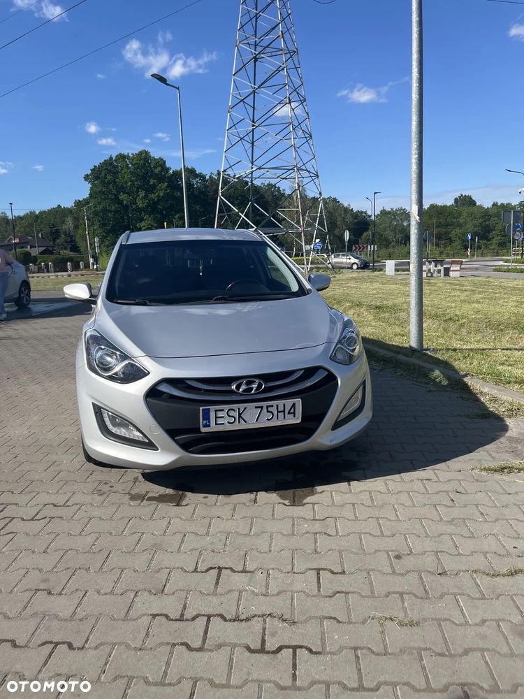 Hyundai i30 1.6 CRDI Trend - 1