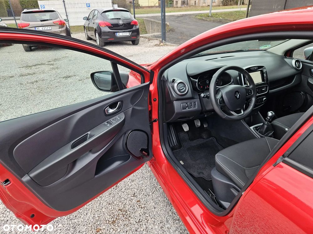 Renault Clio ENERGY TCe 120 LIMITED 2018 - 19