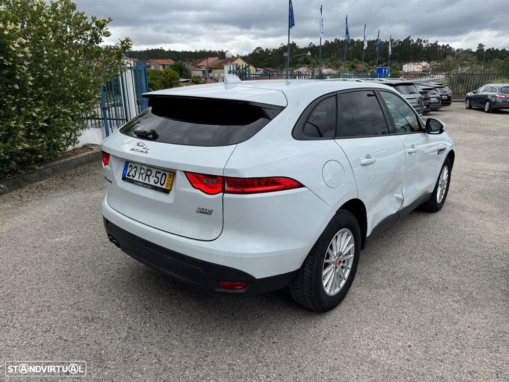Jaguar F-Pace 2.0 i4D Pure - 31