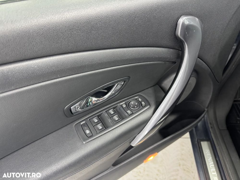 Renault Megane ENERGY dCi 130 GT LINE - 21