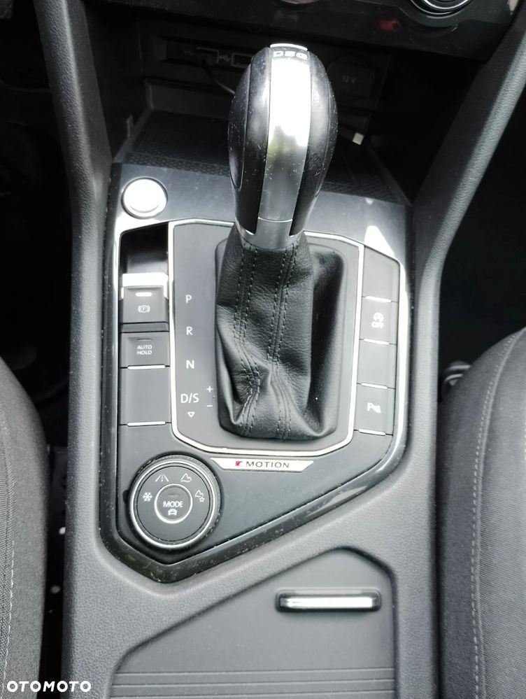 Volkswagen Tiguan - 8