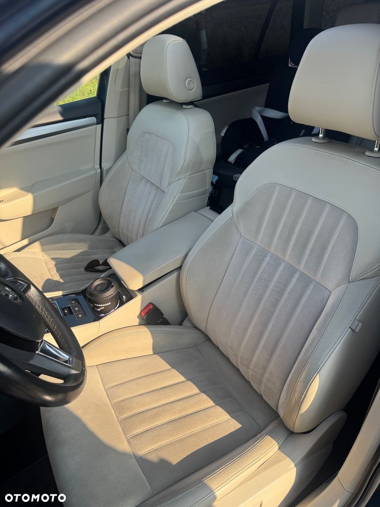 Skoda Superb 2.0 TDI DSG Style - 13
