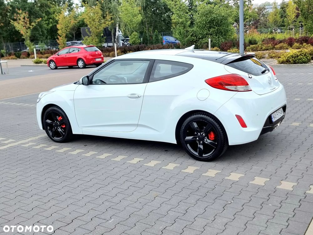 Hyundai Veloster 1.6 Style - 20