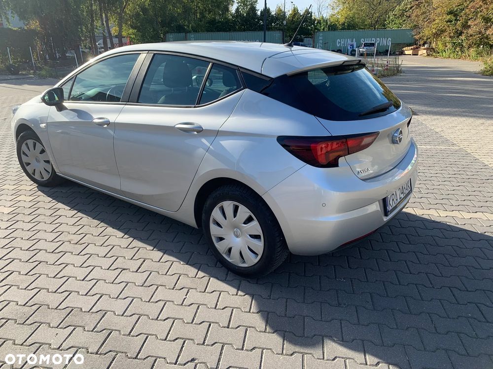 Opel Astra 2019 photo 3