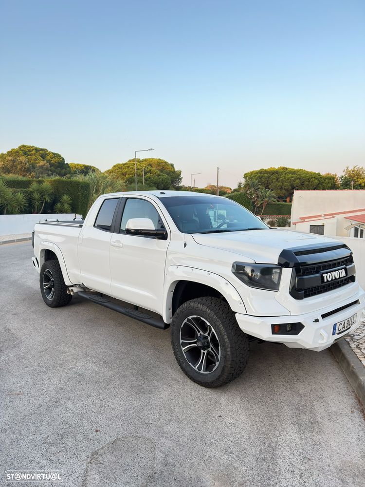 Toyota Tundra - 5