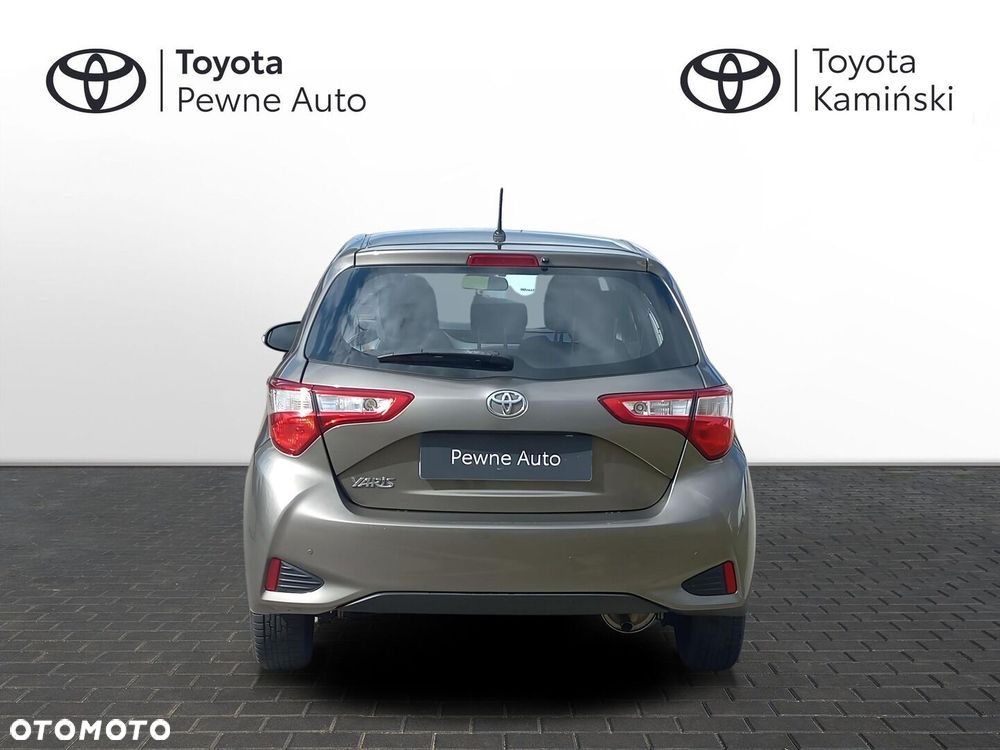Toyota Yaris - 4