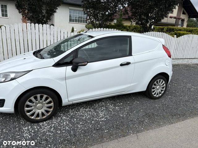 Ford Fiesta - 13