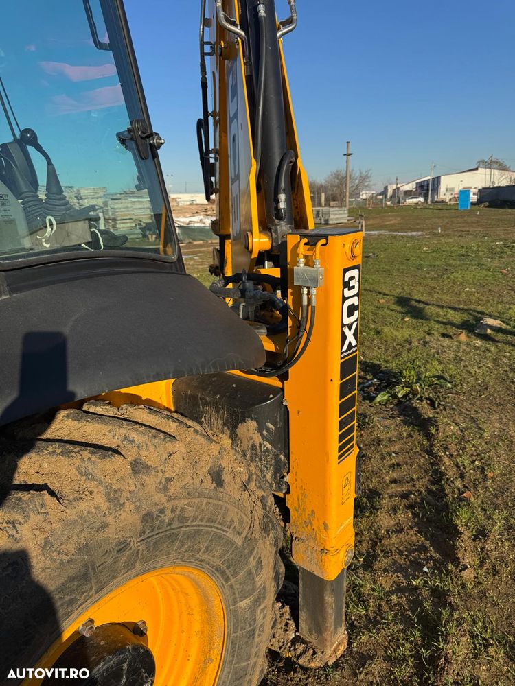 JCB 3CX 14H5WM 82.000euro+TVA - 15