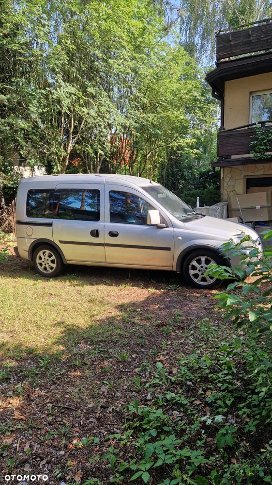 Opel Combo Tour - 3