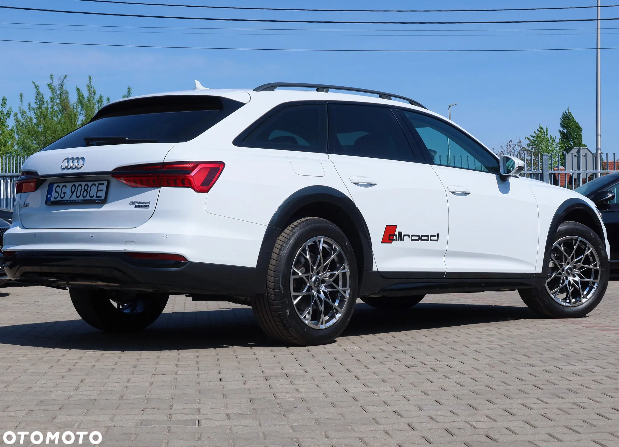 Audi A6 Allroad - 37