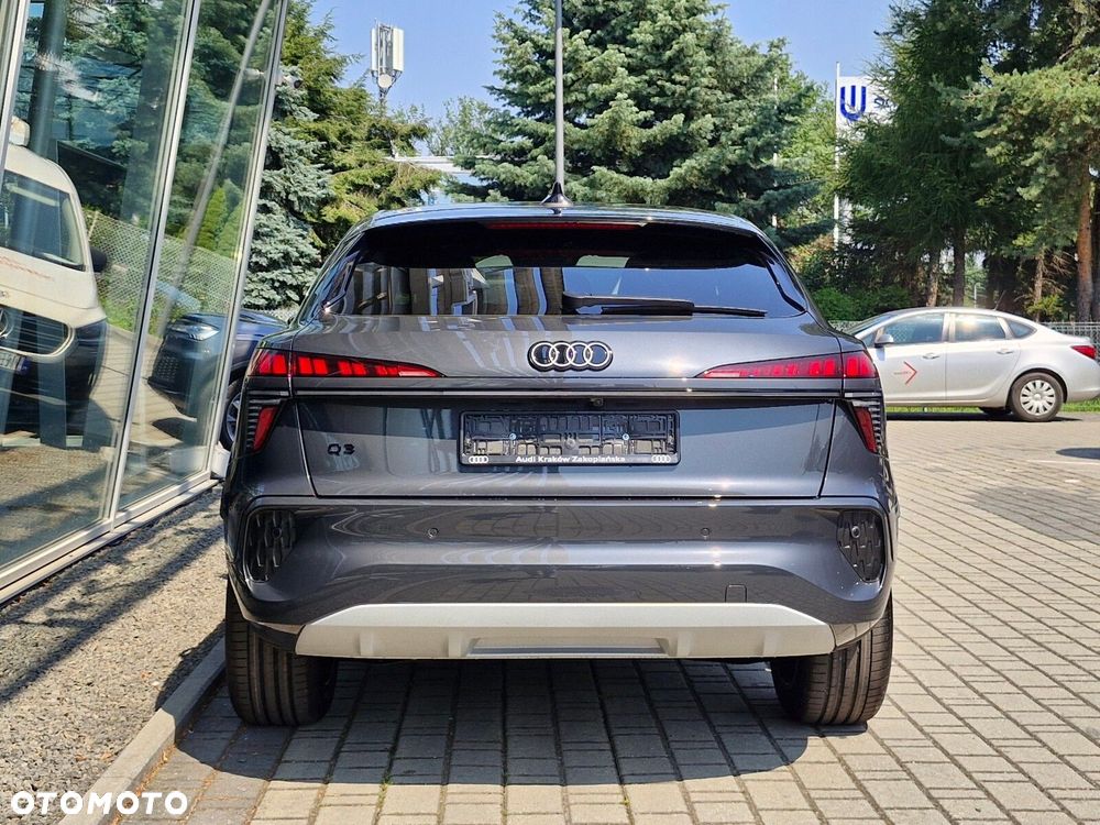 Audi Q3 Sportback TFSI mHEV 110 kW S tronic - 9