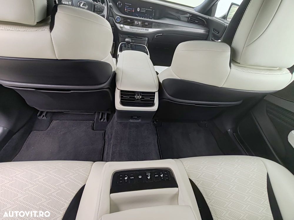 Lexus Seria LS - 21