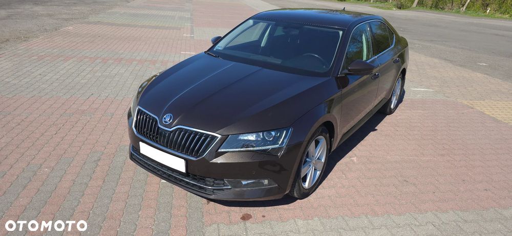 Skoda Superb 2.0 TSI Sportline DSG - 24