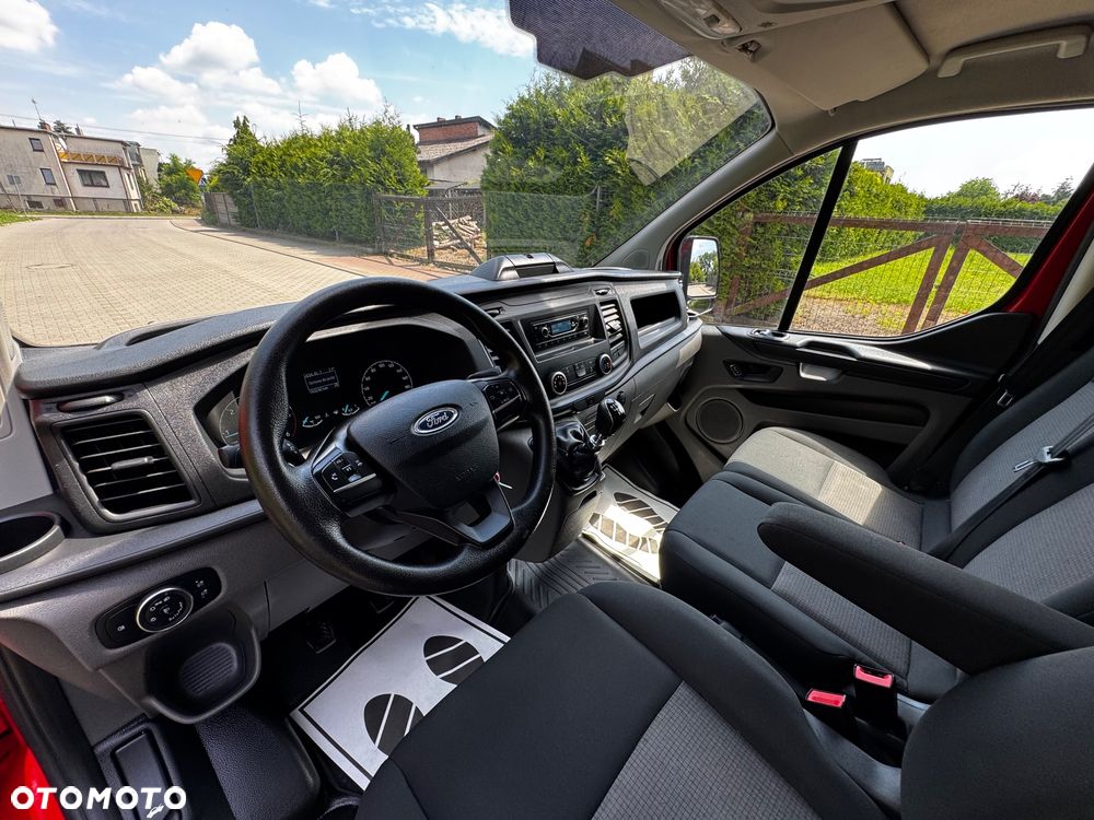 Ford TRANSIT CUSTOM - 27