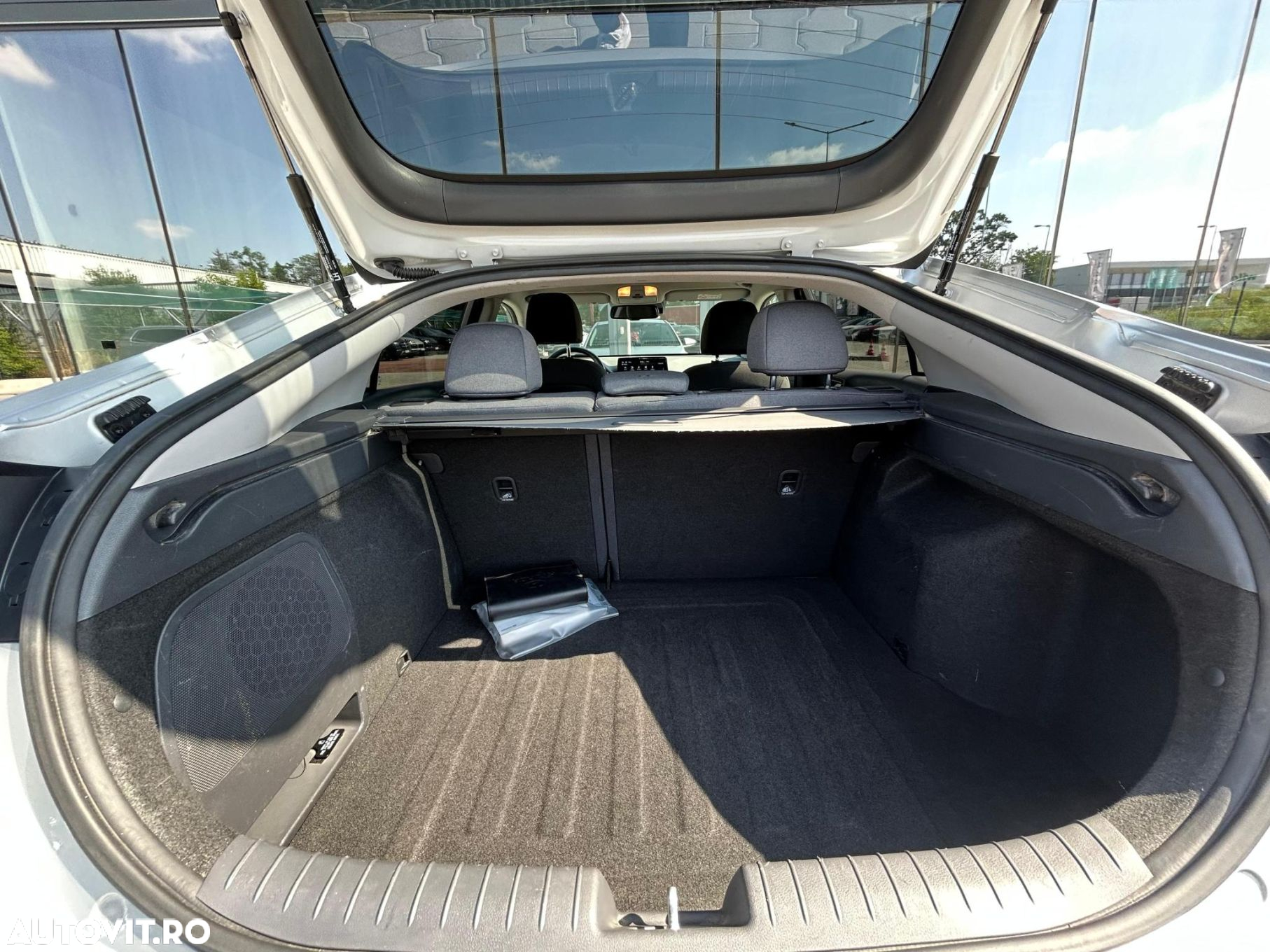 Hyundai IONIQ Hybrid 1.6 GDI - 30