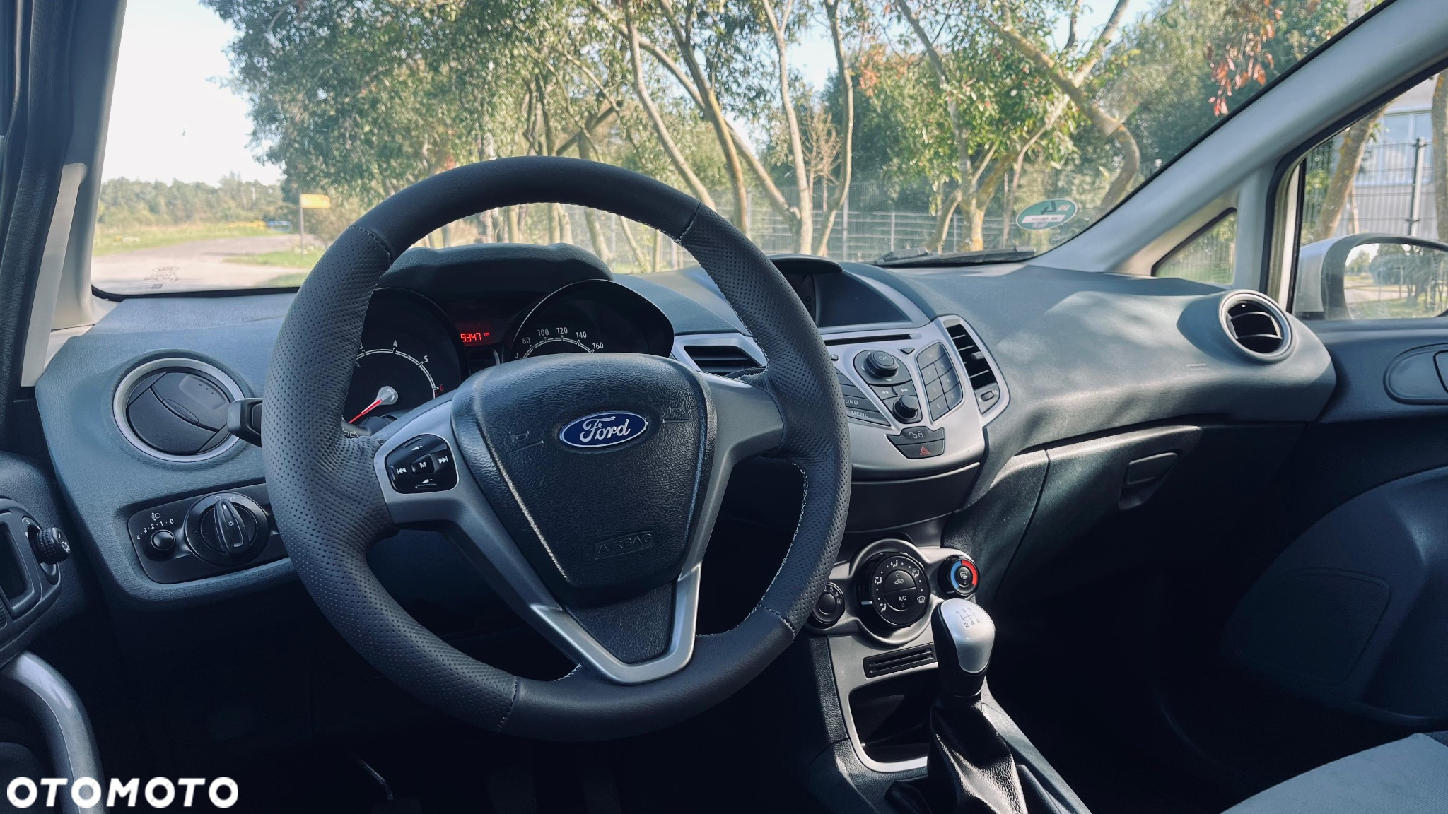 Ford Fiesta 1.25 Trend - 12