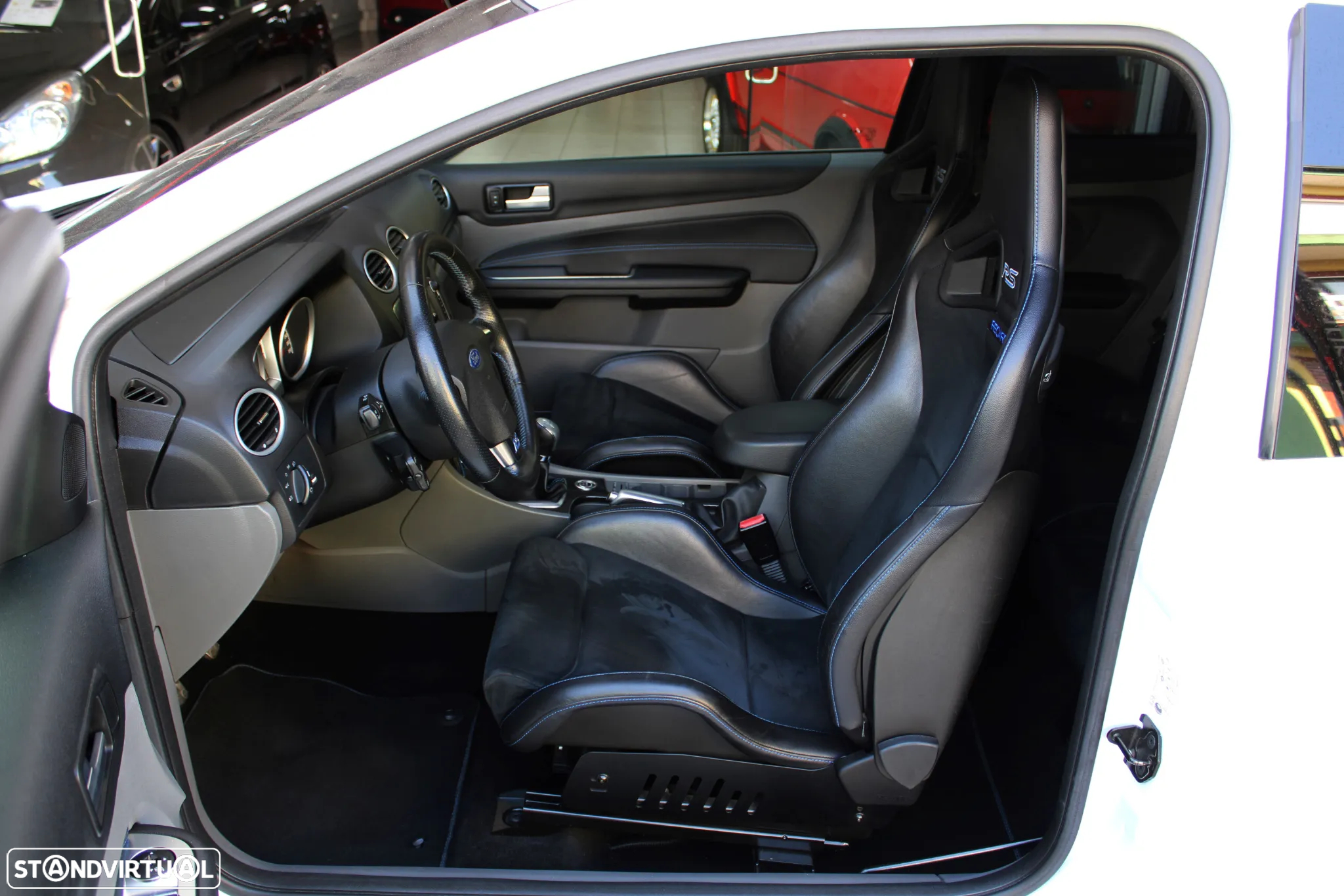 Ford Focus 2.5 T RS - 6